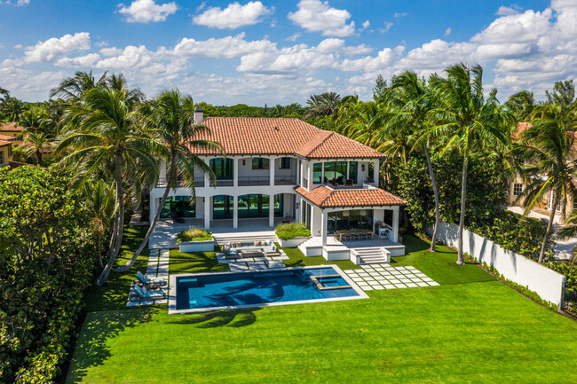 Foto del edificio - 1535 N Ocean Blvd