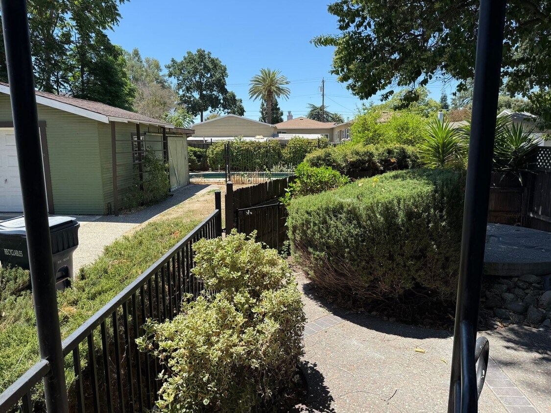 Primary Photo - AMAZING APARTMENT DOWNTOWN LIVERMORE...COM...