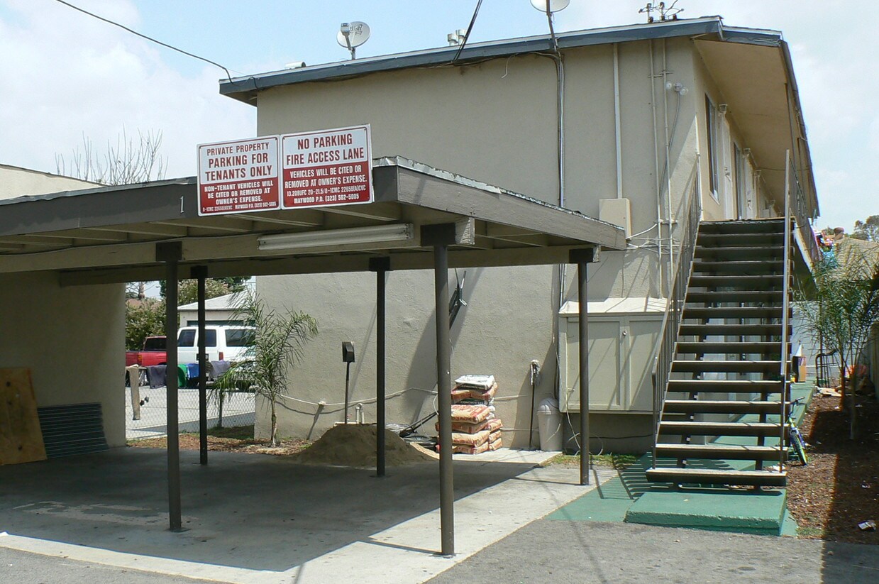 3915 Clara St, Cudahy, CA 90201 Apartments in Cudahy, CA