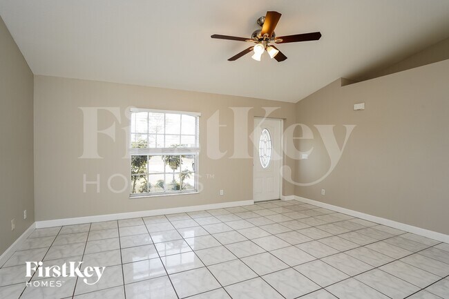 Foto del edificio - 1722 NW 15th St
