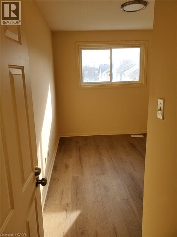 Building Photo - 225 Shakespeare Dr