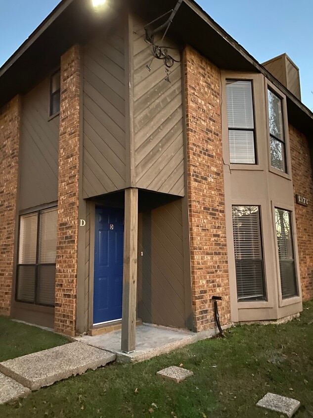 1973 S Brightside View Dr Unit D, Baton Rouge, LA 70820 Condo for