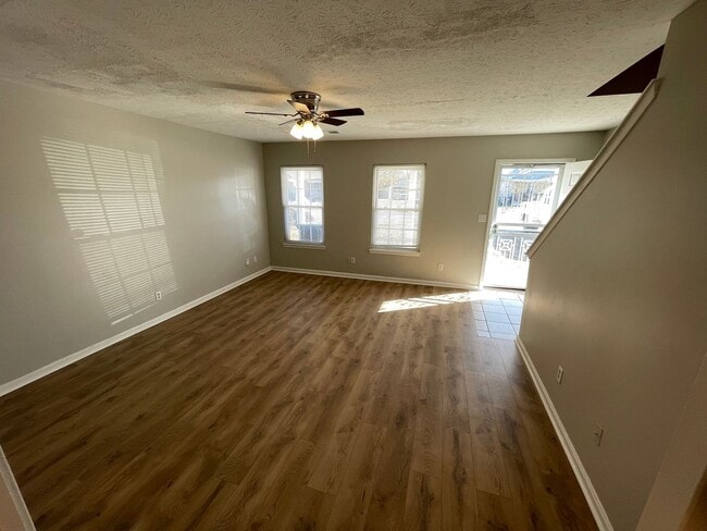 Foto del edificio - Cute, Efficient, and Affordable Home