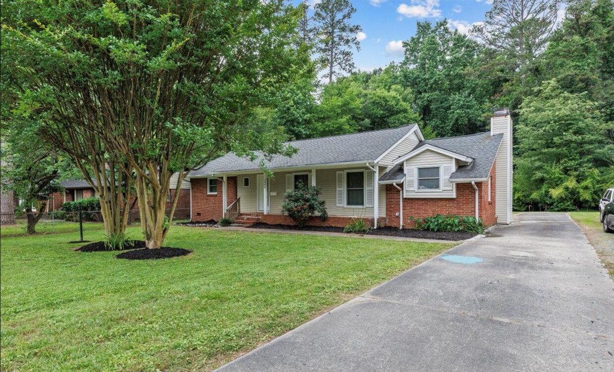 Foto principal - 1344 Shannonhouse Dr