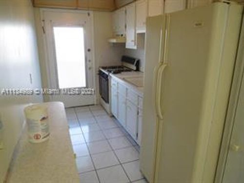 Foto del edificio - 52 NE 204th St