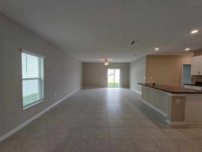 Foto del edificio - 7226 Ronnie Gardens Ct, Tampa, FL 33619