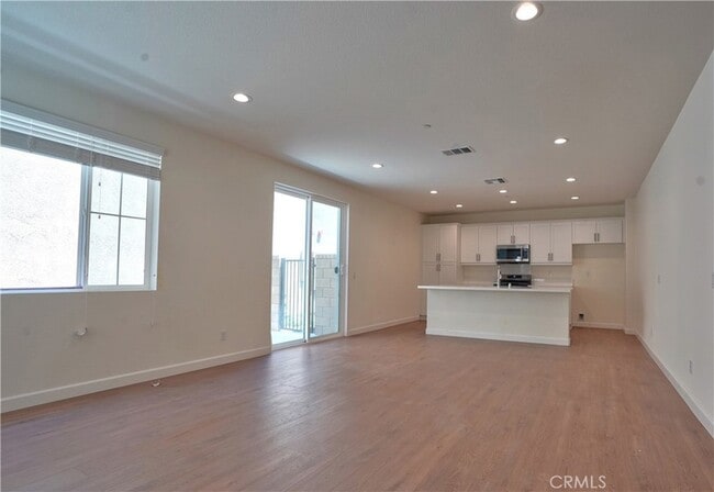 Photo - 136 Trellis Ct House