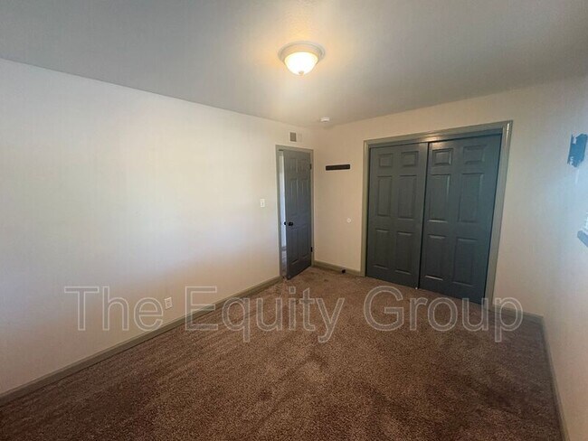 Foto del edificio - 1522 W Monte Vista Ave
