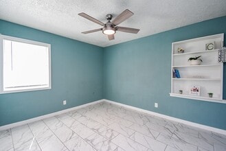 Building Photo - 2708 Morningside Ln