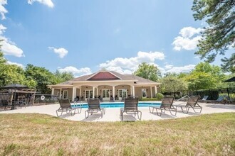 Building Photo - Corder Crossing Apartments