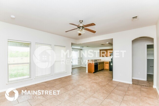 Building Photo - 233 Kennedy Dr