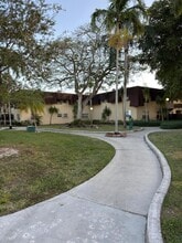 Building Photo - 9108 SW 137th Ter