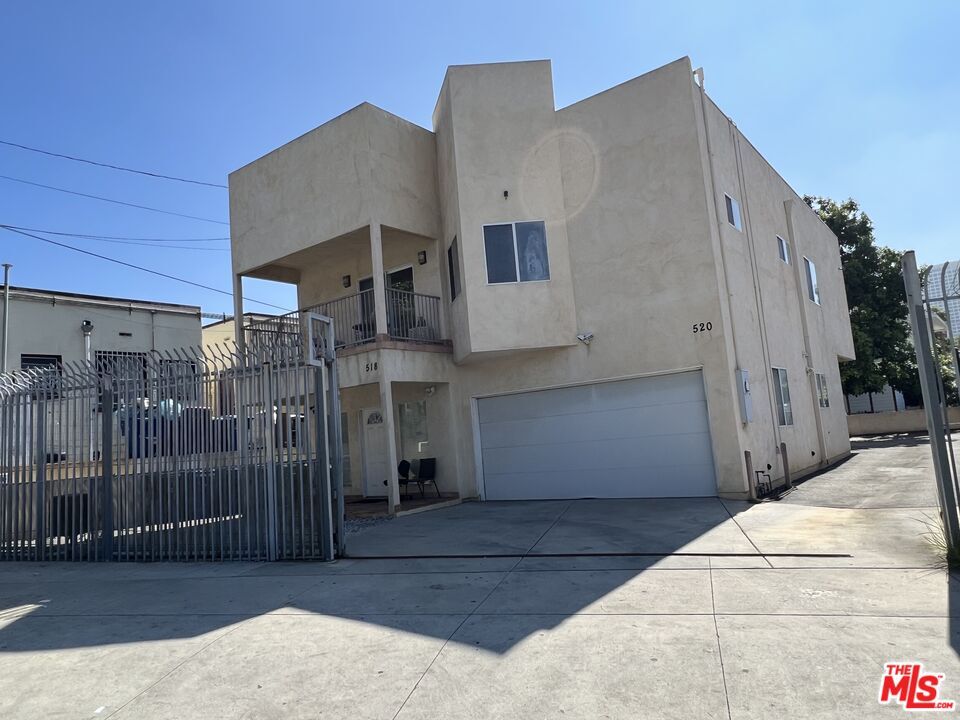 Foto principal - 520 Columbia Ave