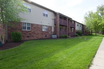 Building Photo - 2015 Fox Point Trl