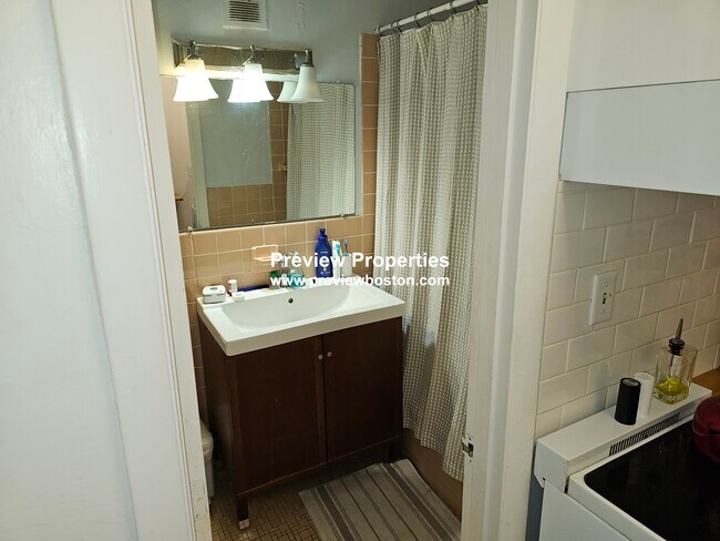 Foto del edificio - 922 Beacon St