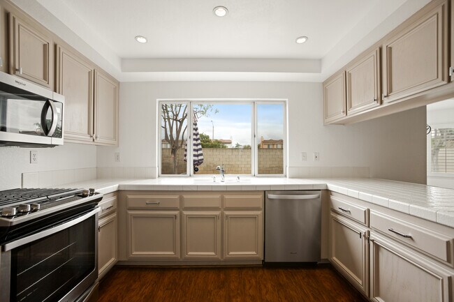 Building Photo - 20209 Edmund Rd