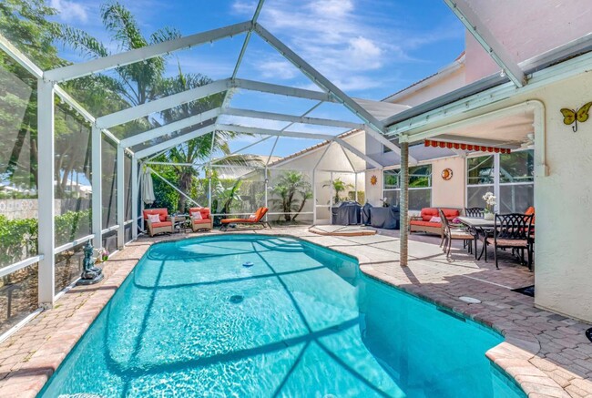 Foto del edificio - 17274 Ventana Dr