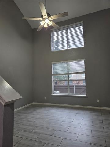 Foto del edificio - 8613 Heather Ridge Dr