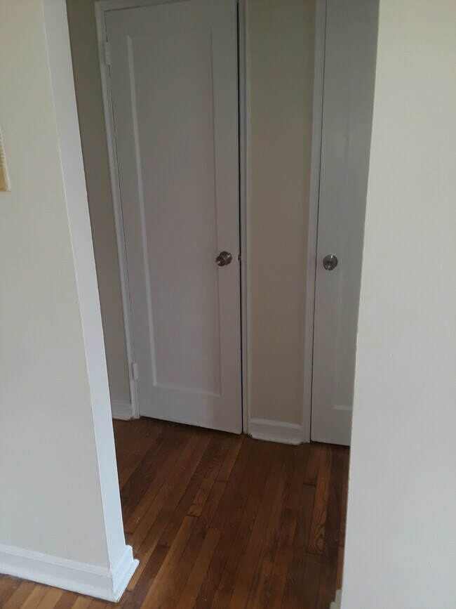 Foto del edificio - 4501 Cottage Pl