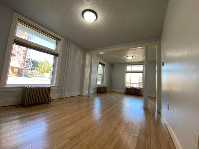 Building Photo - 249 W Baraga Ave