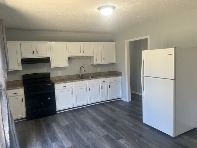 Foto del edificio - 6311 Glenlea Cir