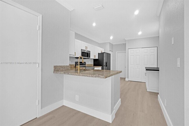 Foto del edificio - 2146 Ensenada Terrace