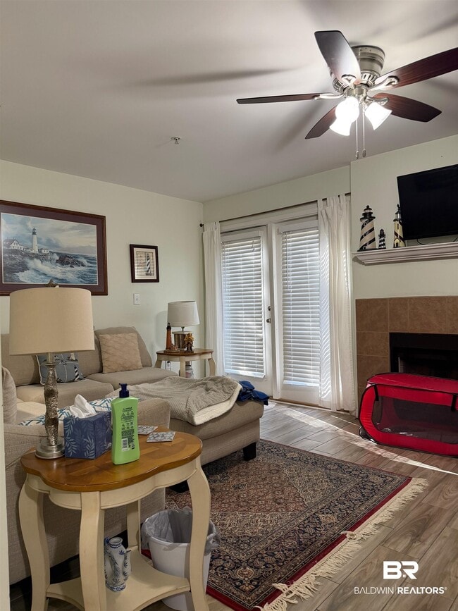 Building Photo - 1517 Regency Rd