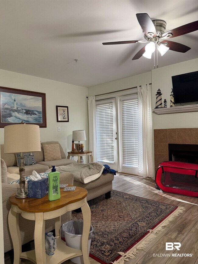 Foto del edificio - 1517 Regency Rd