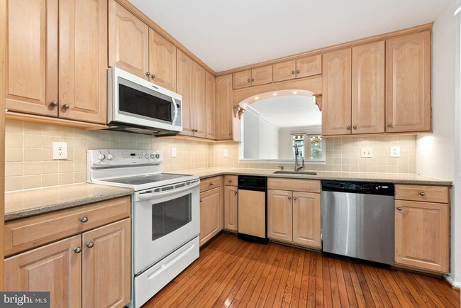 Building Photo - 2023 Chadds Ford Dr