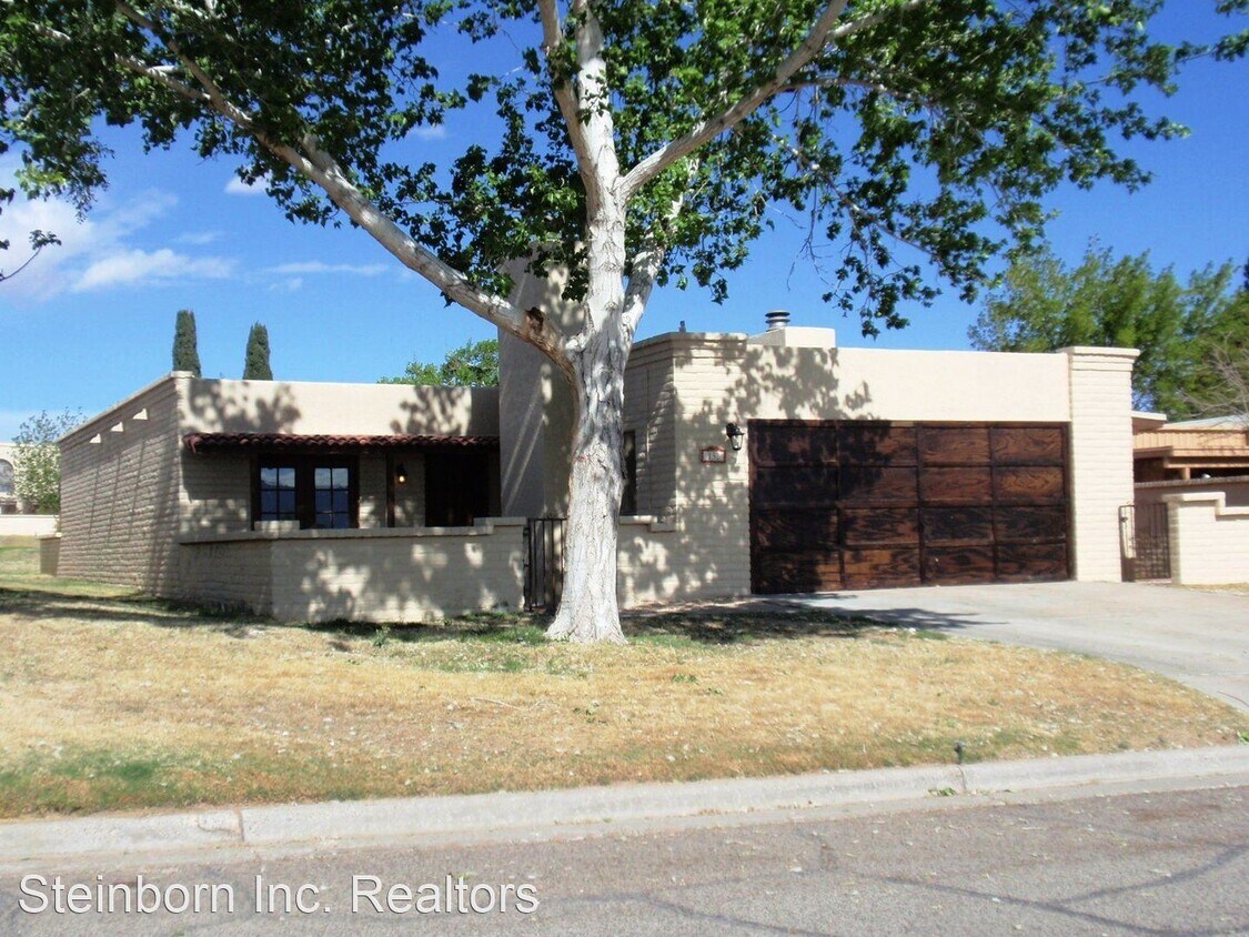 Primary Photo - 3 br, 3 bath House - 132 N. Trevino