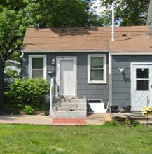 Building Photo - 429 1/2 S Garfield Ave
