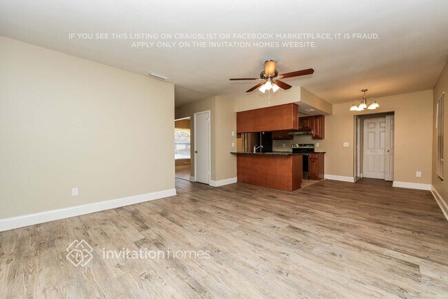 Foto del edificio - 1004 Highgrove Ct