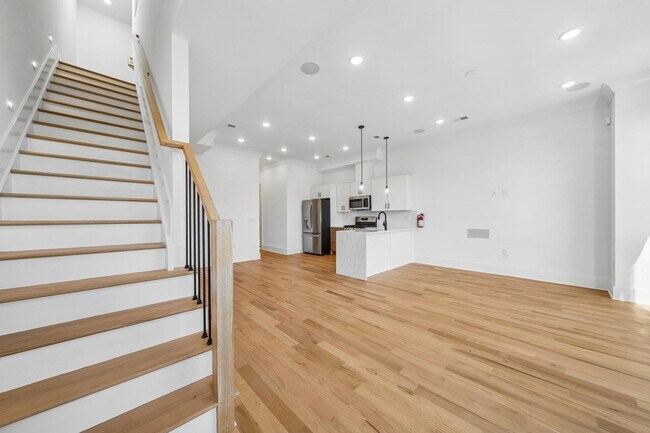 Foto del edificio - 169 Bowers St