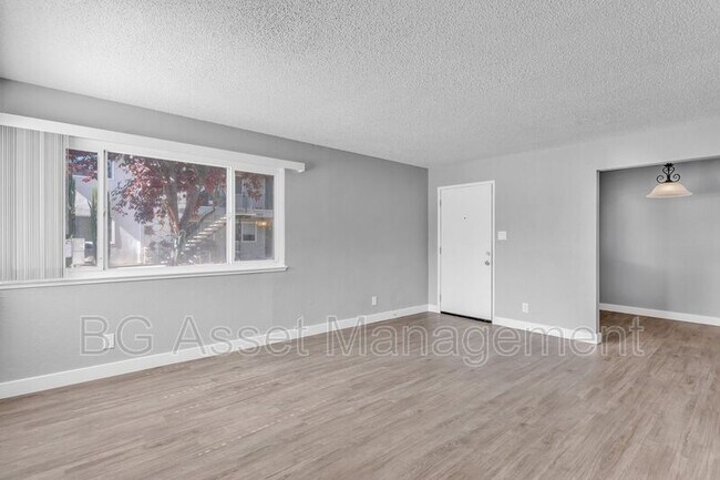 Building Photo - 4621 Ashdale Ct