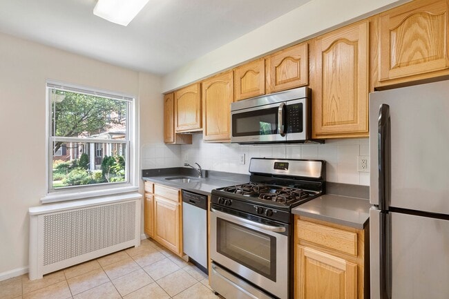 Interior Photo - Lakeview Apartments