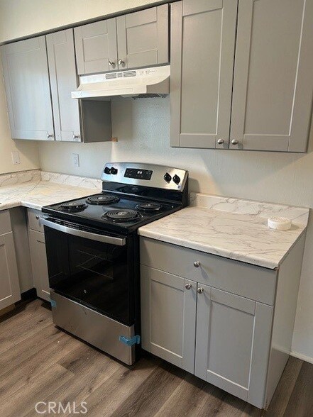 Foto del edificio - 51099 Eisenhower Dr