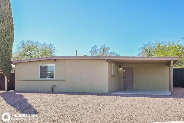 Foto principal - 6974 E 45th St, Tucson, AZ 85730