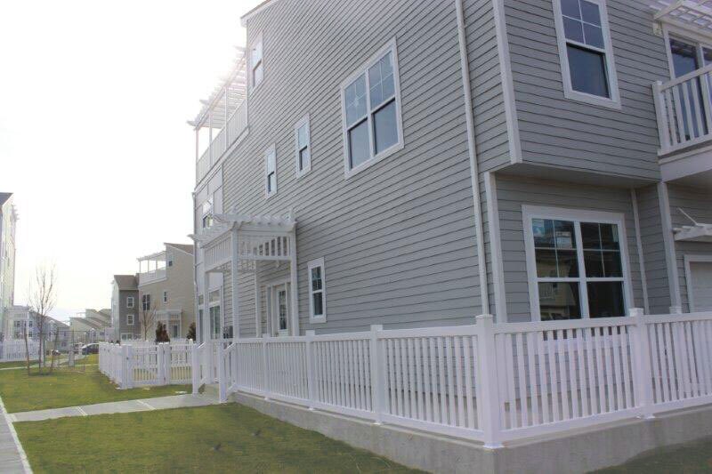 Primary Photo - 6501 Ocean Ave N