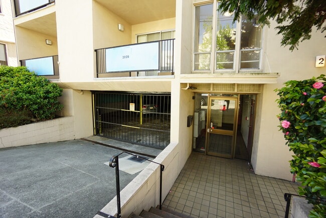 Photo - 2028 Dwight Way Apartments