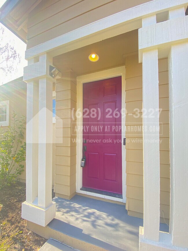 Foto del edificio - 2045 Finley Pl