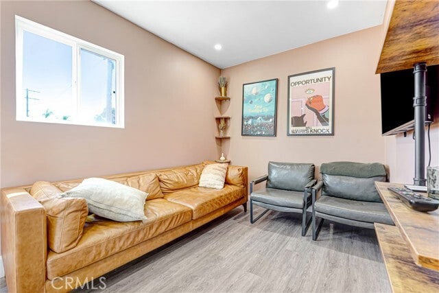 Building Photo - 14828 Saticoy St