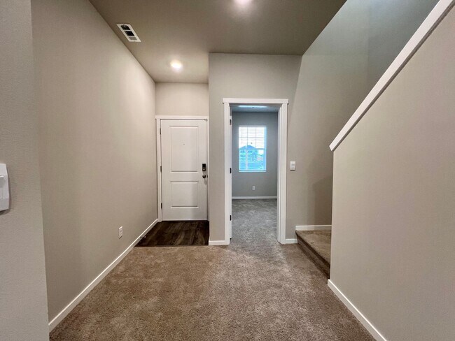 Building Photo - 3105 Wrangler Dr