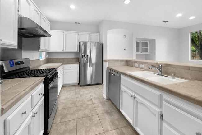 Foto del edificio - 9385 Bennoel Way