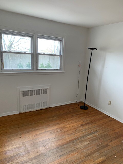 Building Photo - 336 3rd Ave