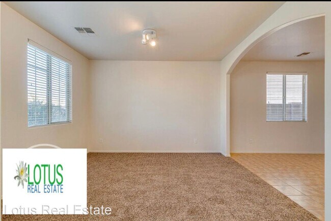 Building Photo - 6 br, 4 bath House - 1361 E Sugey Ct.
