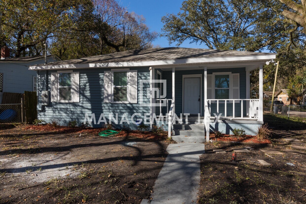 Foto principal - 2951 Warrington St