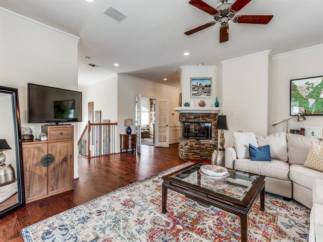 Building Photo - 5735 Richmond Ave