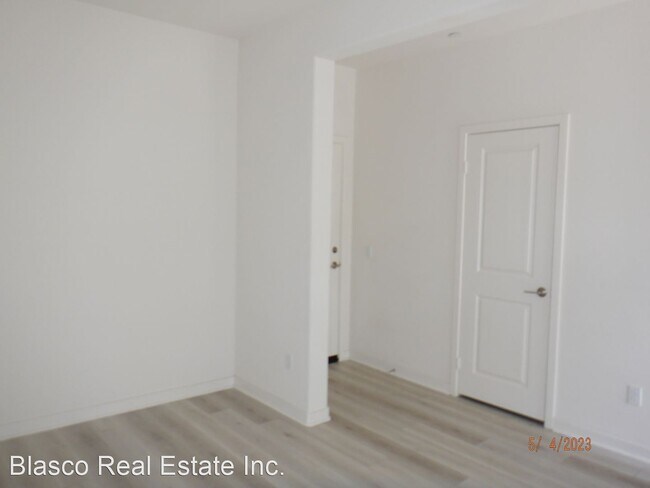 Building Photo - 3 br, 4 bath House - 9424 Shade Place
