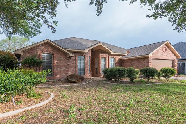 Building Photo - 7 Roaring Creek Ct