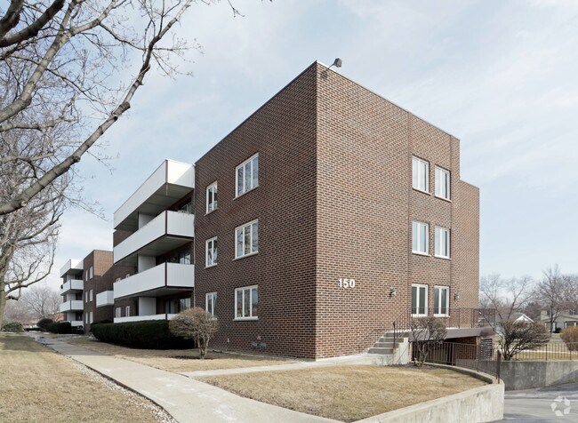 Building Photo - 150 E Grand Ave